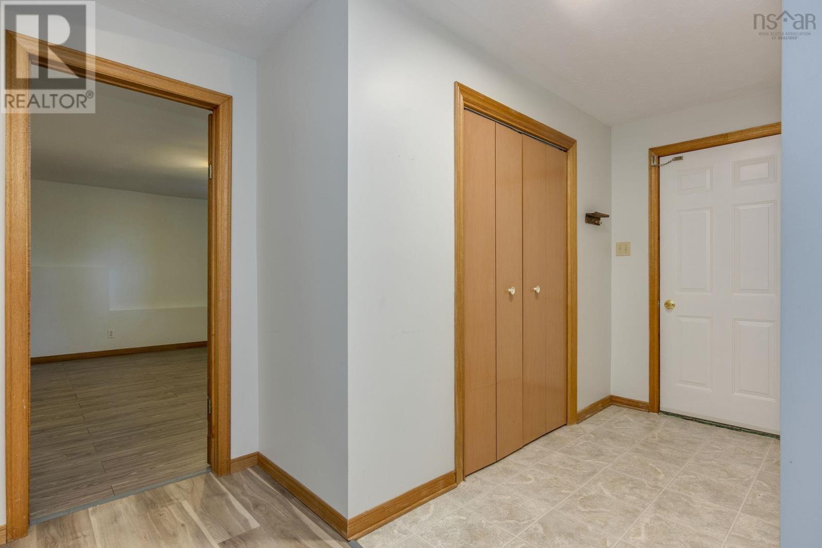 93 Regal Road, Dartmouth, Nova Scotia  B2W 4E9 - Photo 25 - 202624406
