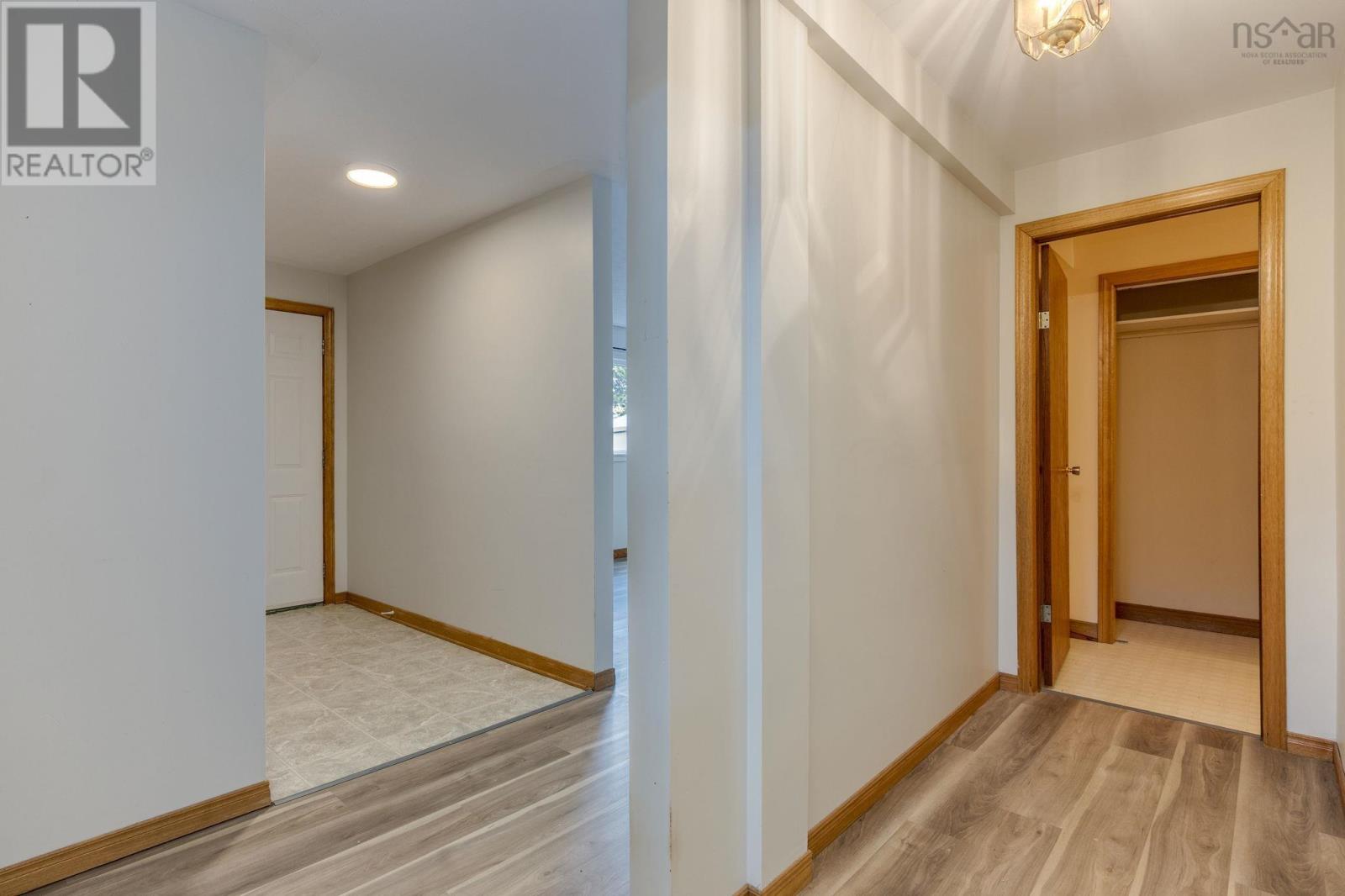 93 Regal Road, Dartmouth, Nova Scotia  B2W 4E9 - Photo 23 - 202624406