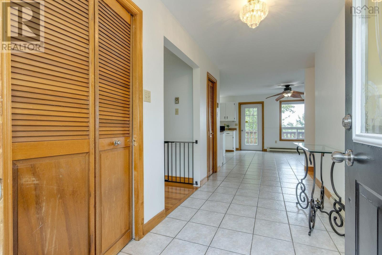93 Regal Road, Dartmouth, Nova Scotia  B2W 4E9 - Photo 6 - 202624406