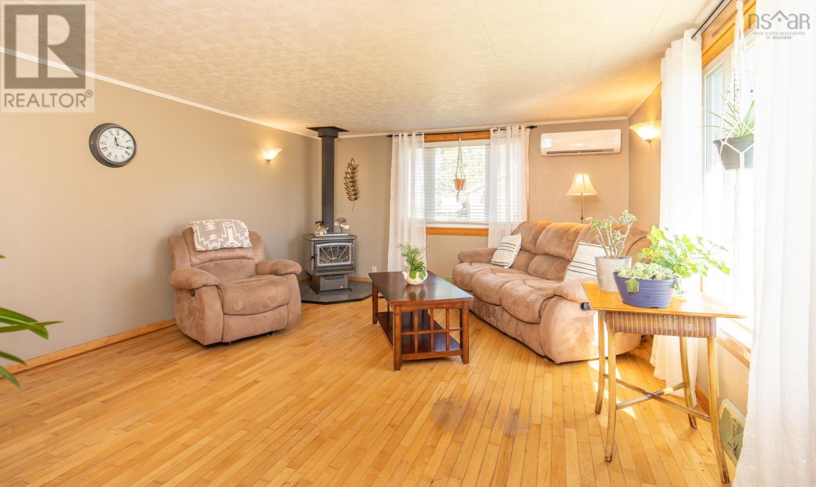 2184 Highway 334, Upper Wedgeport, Nova Scotia  B0W 1B0 - Photo 11 - 202624411