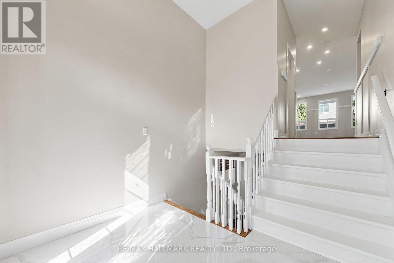 1140 Beneford Road, Oshawa, Ontario  L1K 0A2 - Photo 4 - E13830128