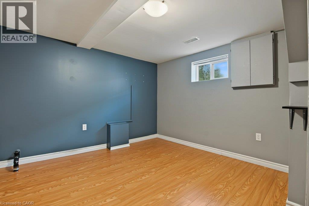 15 Carwyn Crescent, Hamilton, Ontario  L8S 3H3 - Photo 22 - 40866660