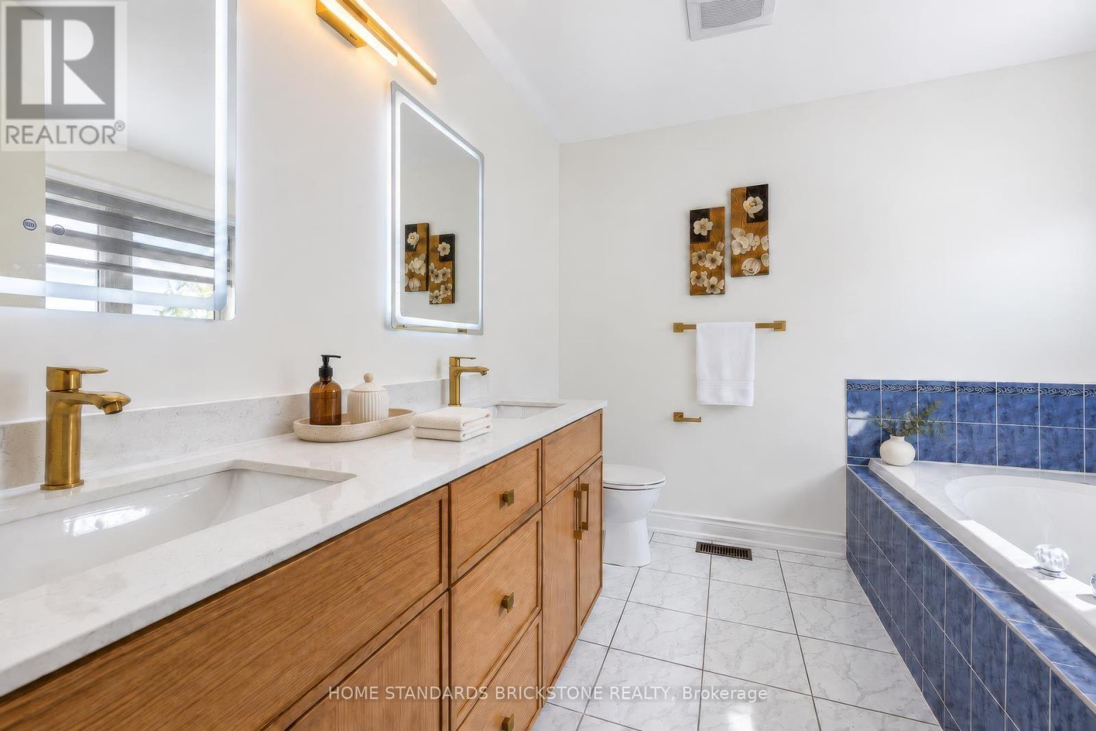 46 Monastery Lane, Toronto, Ontario  M1L 4V6 - Photo 27 - E13826996