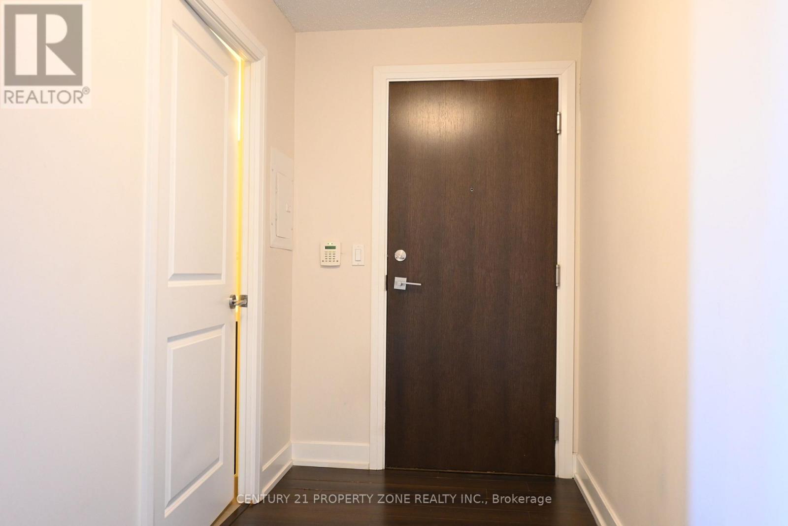 2210 - 6 Eva Road, Toronto, Ontario  M9C 0B1 - Photo 4 - W13826532