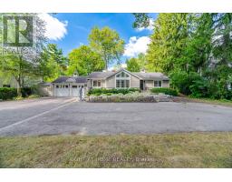 1037 LAKESHORE ROAD W, Oakville, Ontario