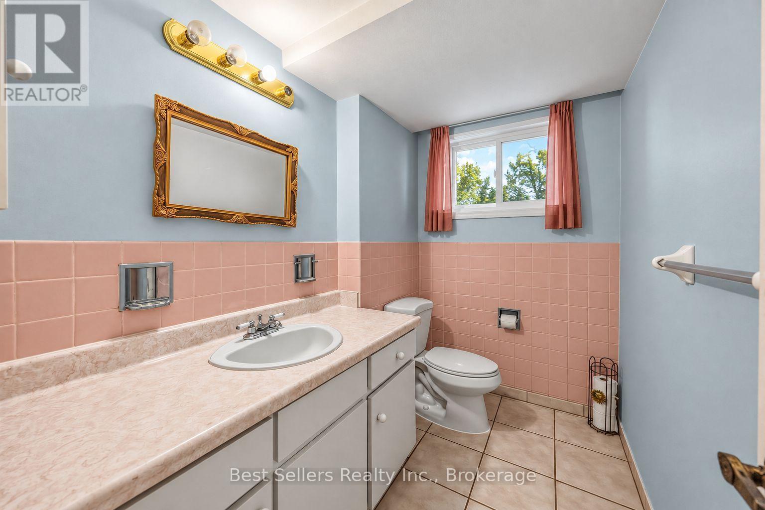 3570 Autumn Harvest Drive, Mississauga, Ontario  L4Y 3S1 - Photo 21 - W13830198