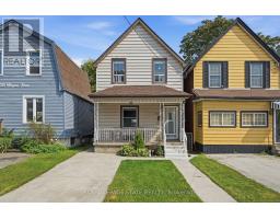 126 NIAGARA STREET, Hamilton, Ontario