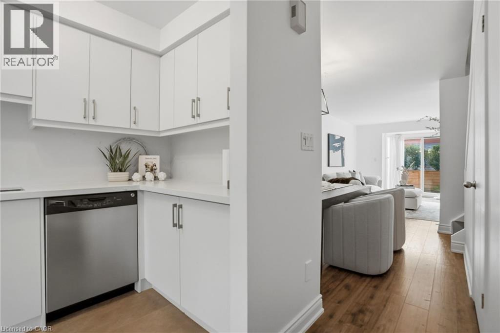 895 Maple Avenue Unit# 407, Burlington, Ontario  L7S 2H7 - Photo 7 - 40863581