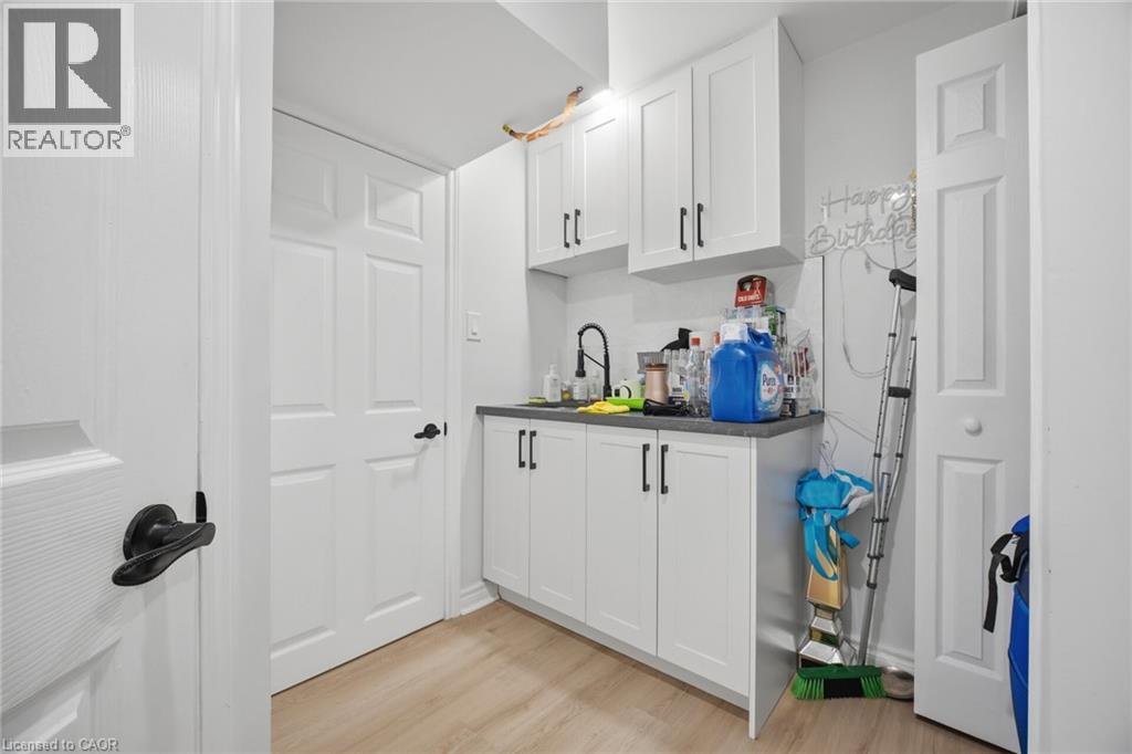 135 Hardcastle Drive Unit# 86, Cambridge, Ontario  N1S 0B6 - Photo 30 - 40864030