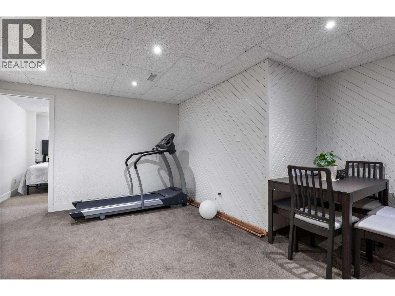 384 Arrowstone Drive, Kamloops, British Columbia  V2C 1R1 - Photo 22 - 10401926