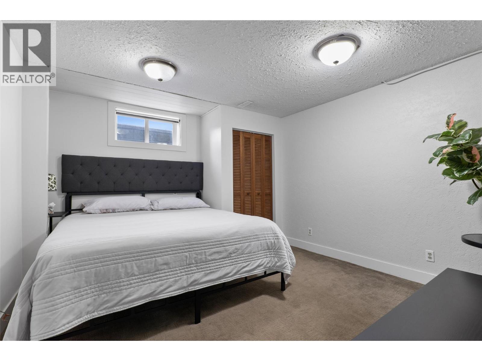384 Arrowstone Drive, Kamloops, British Columbia  V2C 1R1 - Photo 23 - 10401926
