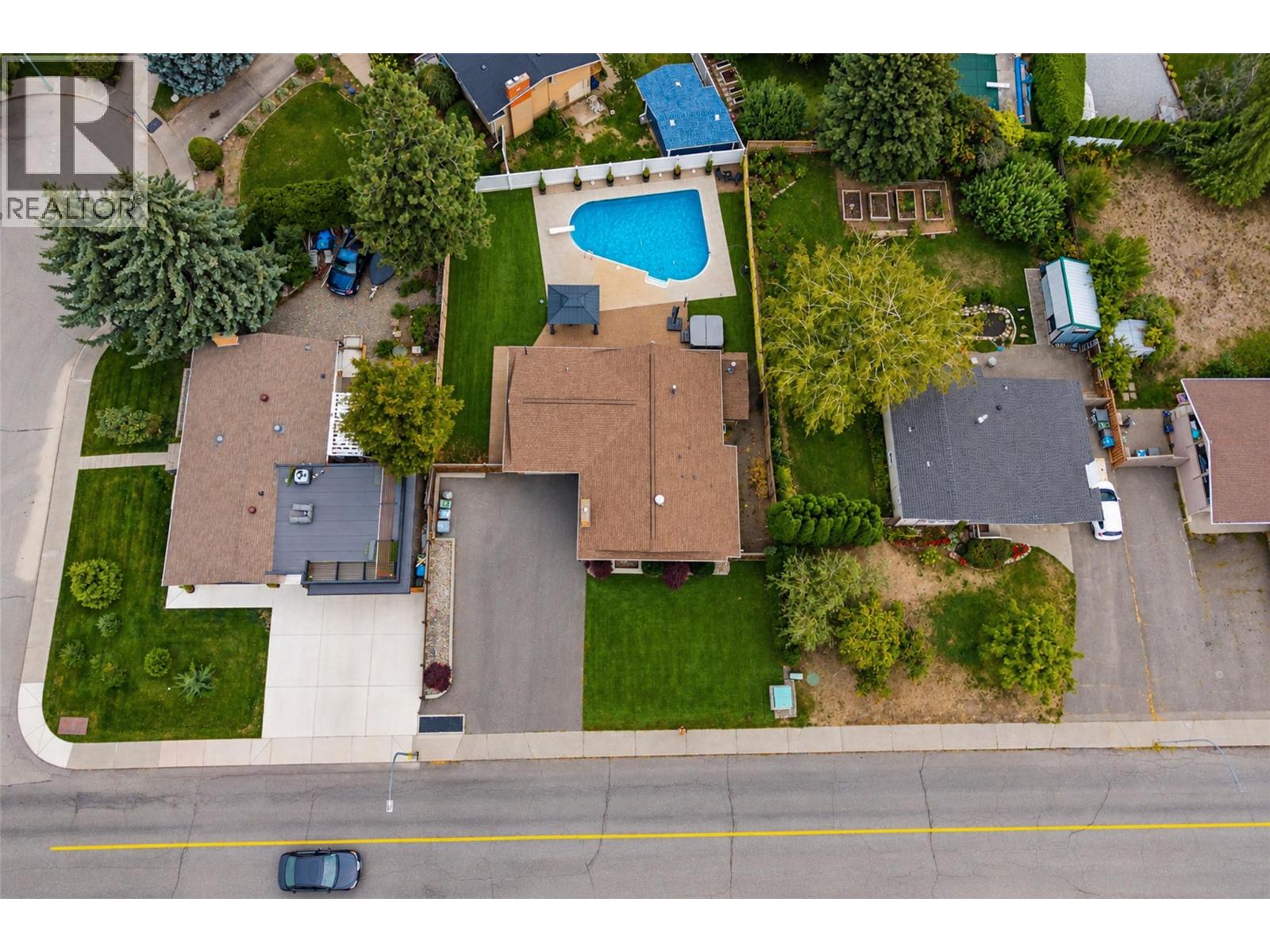 384 Arrowstone Drive, Kamloops, British Columbia  V2C 1R1 - Photo 37 - 10401926