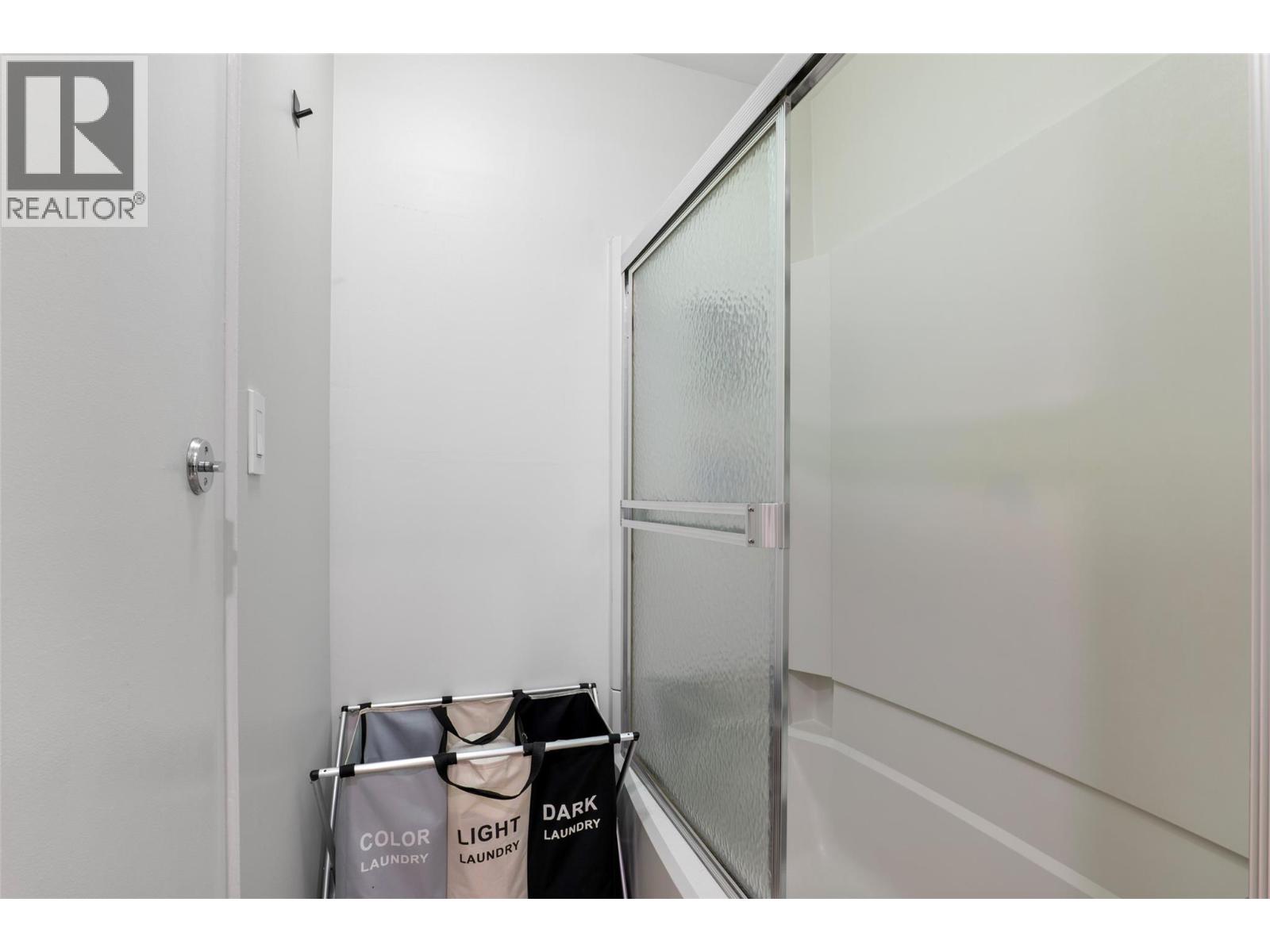 384 Arrowstone Drive, Kamloops, British Columbia  V2C 1R1 - Photo 13 - 10401926