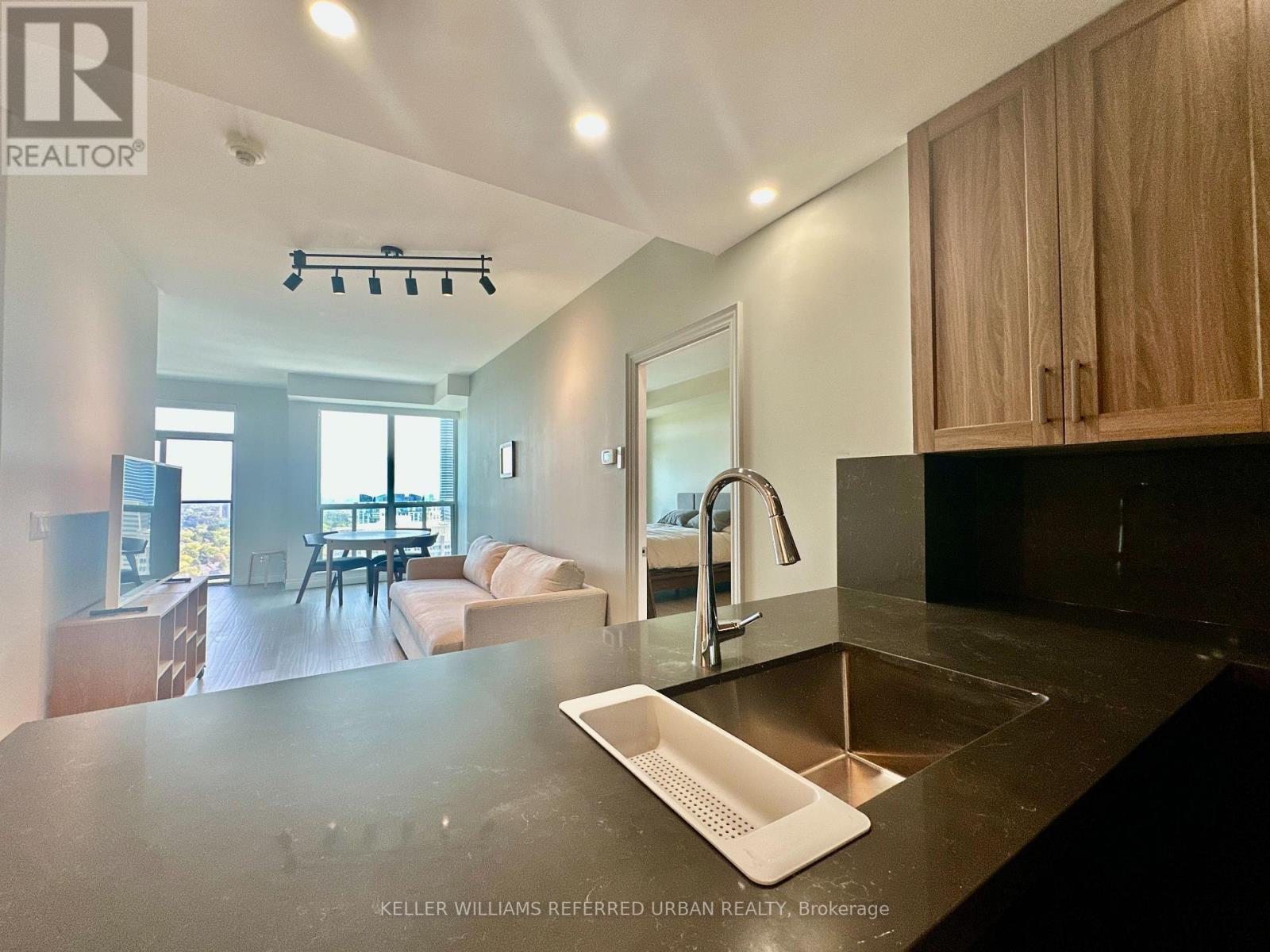 Ph 3705 - 8 Park Road, Toronto, Ontario  M4W 3S5 - Photo 12 - C13812536