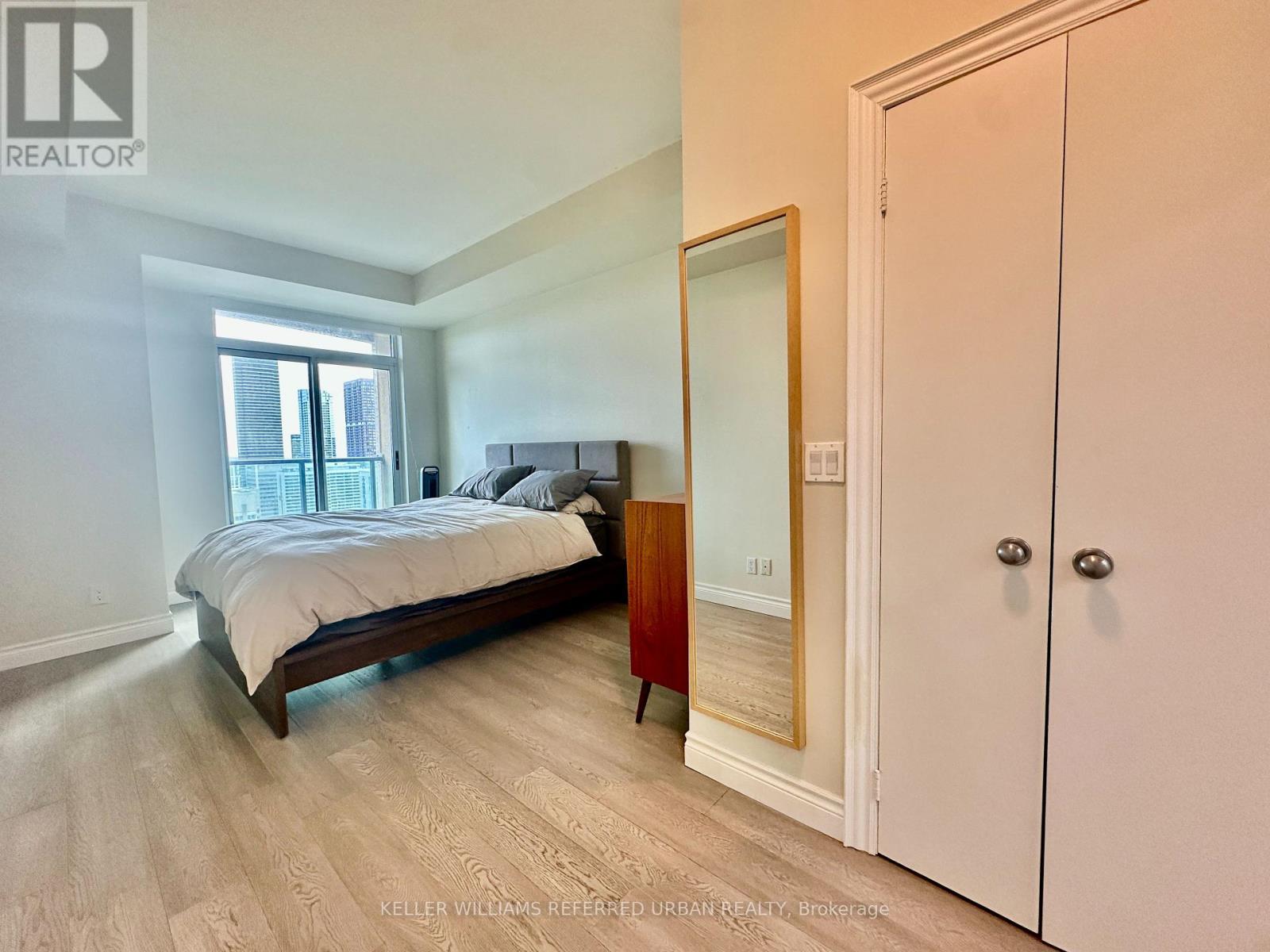Ph 3705 - 8 Park Road, Toronto, Ontario  M4W 3S5 - Photo 21 - C13812536