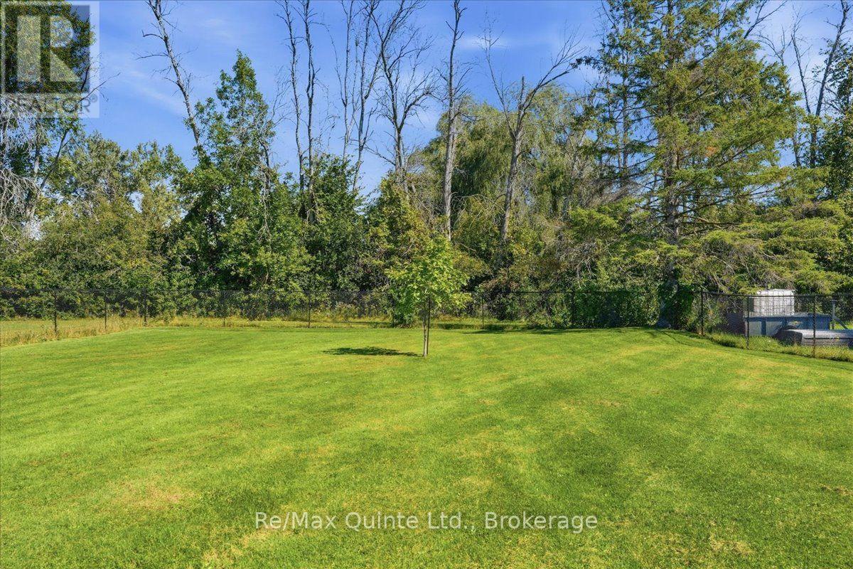 70 Ashley Street, Belleville, Ontario  K0K 2B0 - Photo 40 - X13830324