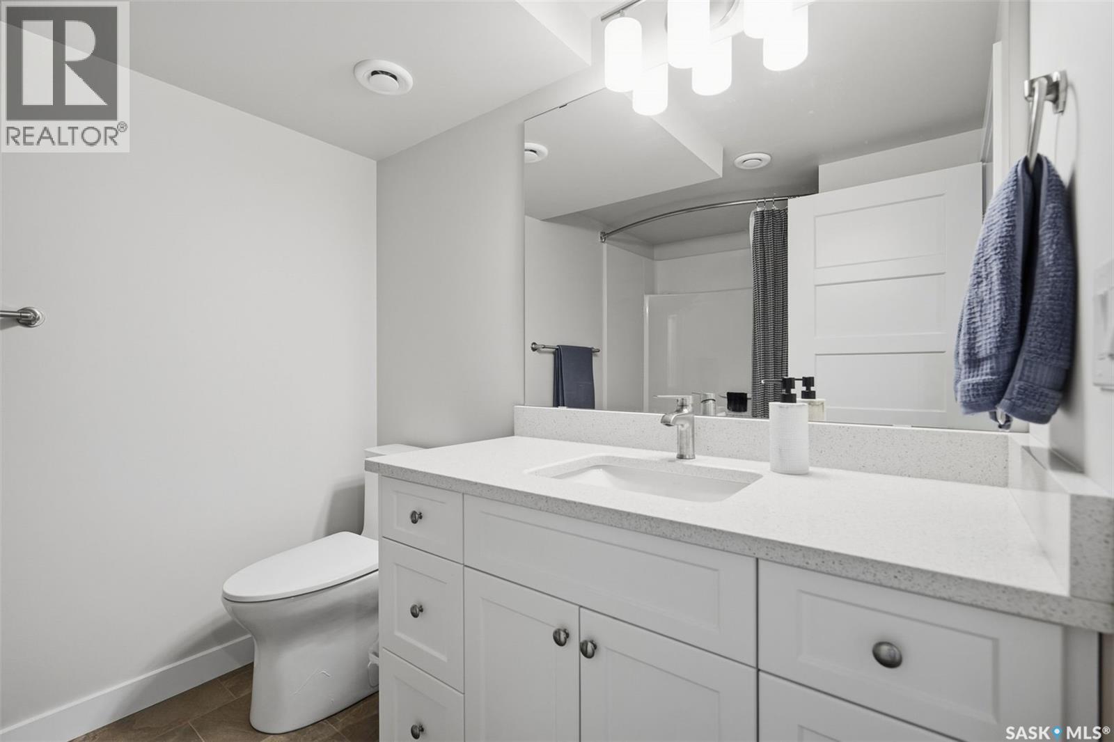 49 Mackenzie Crescent, Saskatoon, Saskatchewan  S7J 2R4 - Photo 27 - SK049600
