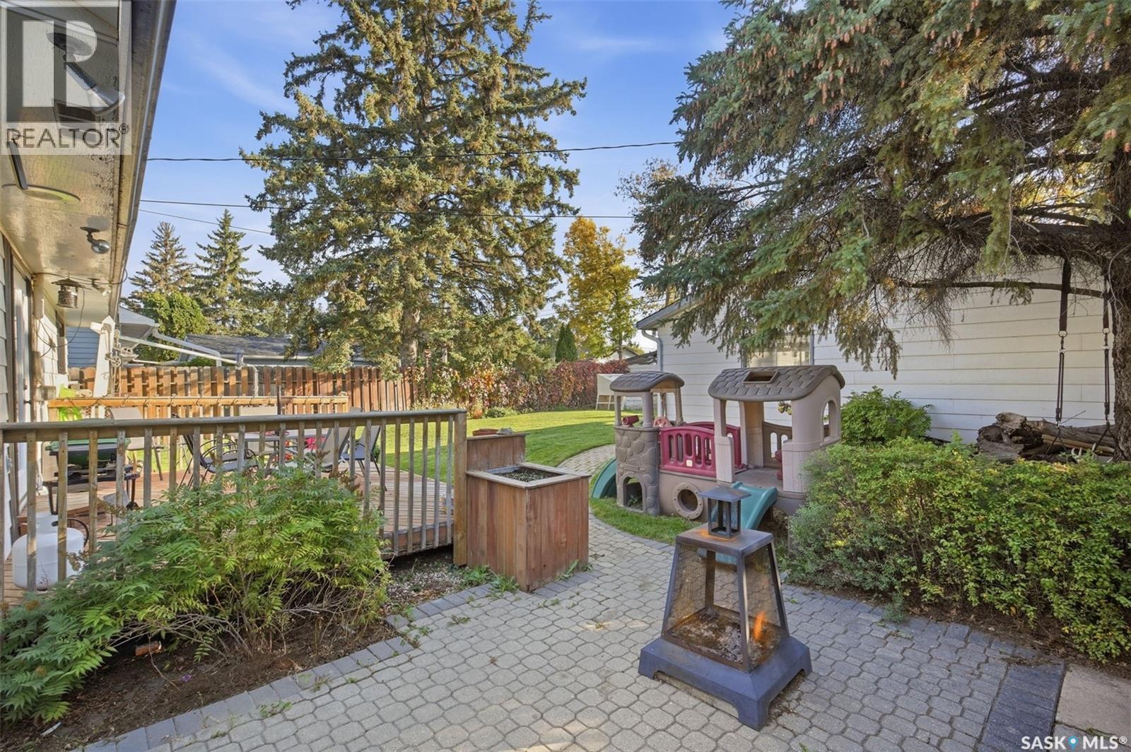 49 Mackenzie Crescent, Saskatoon, Saskatchewan  S7J 2R4 - Photo 34 - SK049600