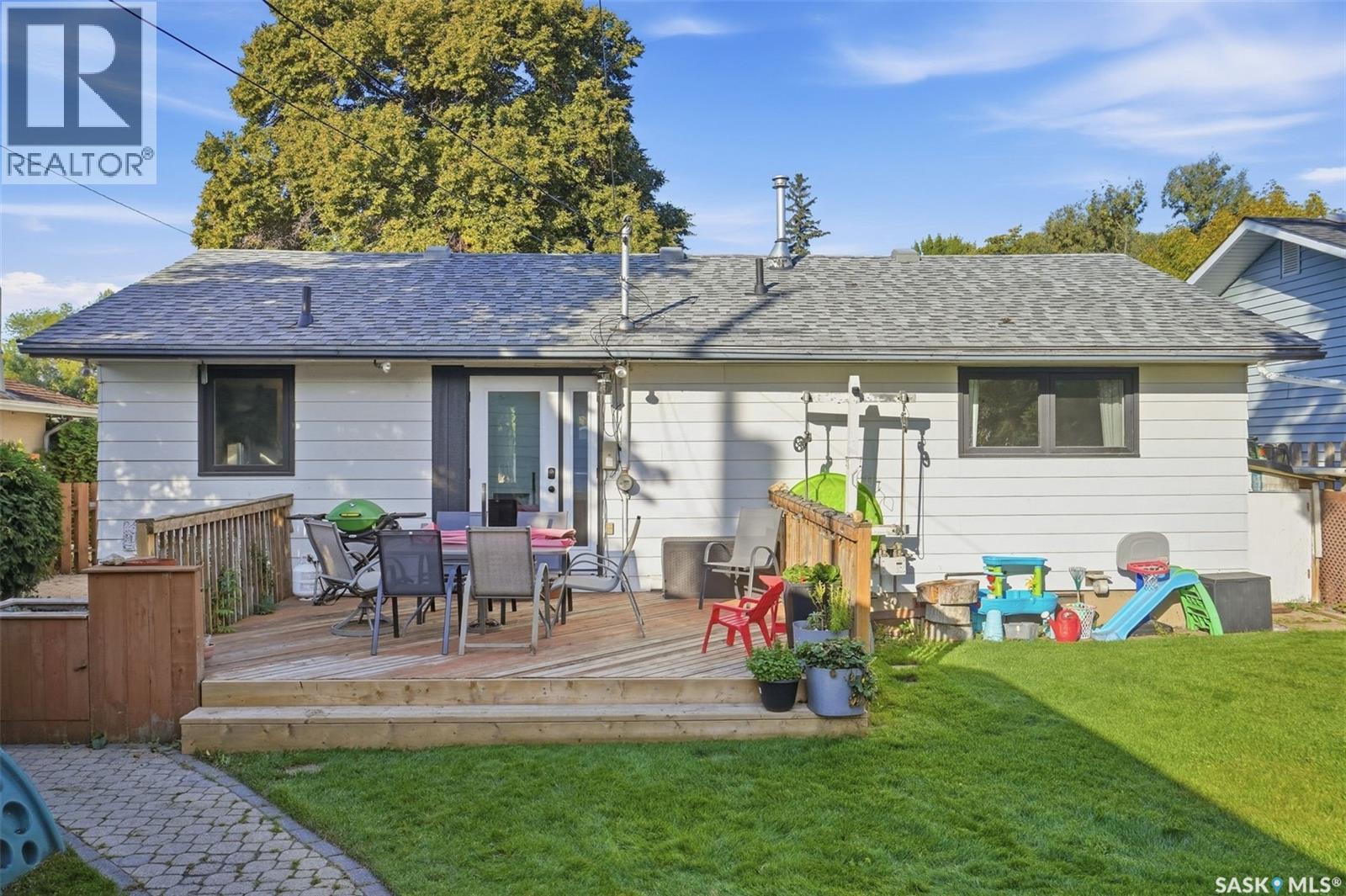 49 Mackenzie Crescent, Saskatoon, Saskatchewan  S7J 2R4 - Photo 36 - SK049600