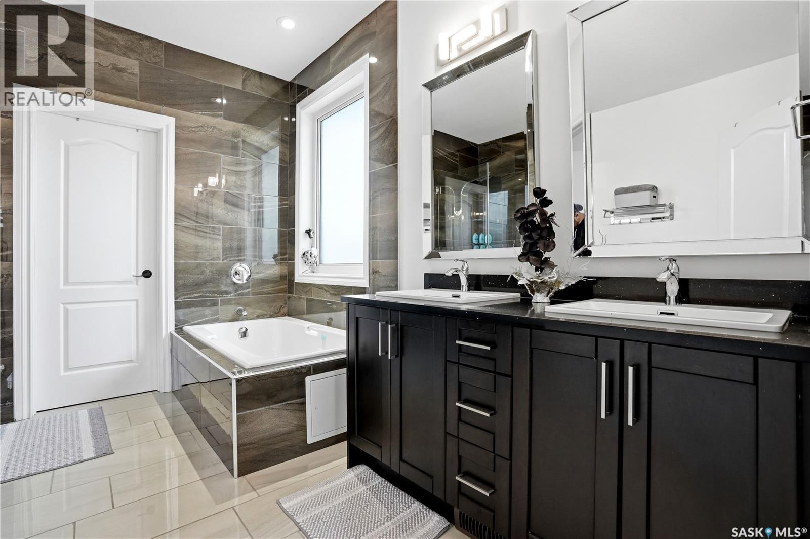 4714 Green Apple Drive E, Regina, Saskatchewan  S4V 3L2 - Photo 22 - SK049589