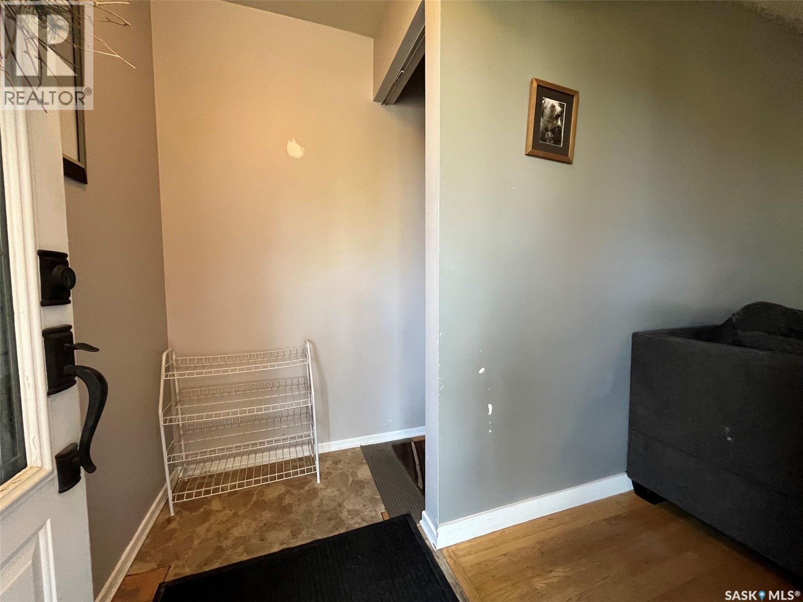 2081 Edgar Street, Regina, Saskatchewan  S4N 3K5 - Photo 5 - SK049575