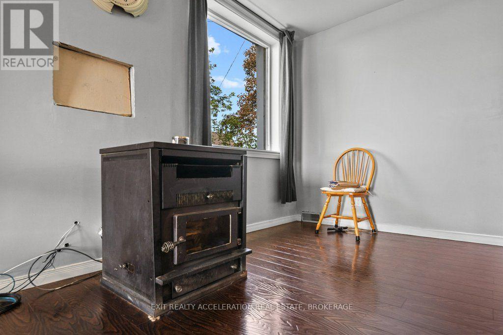6715 County Rd 2, Loyalist, Ontario  K7R 3K6 - Photo 10 - X13830248