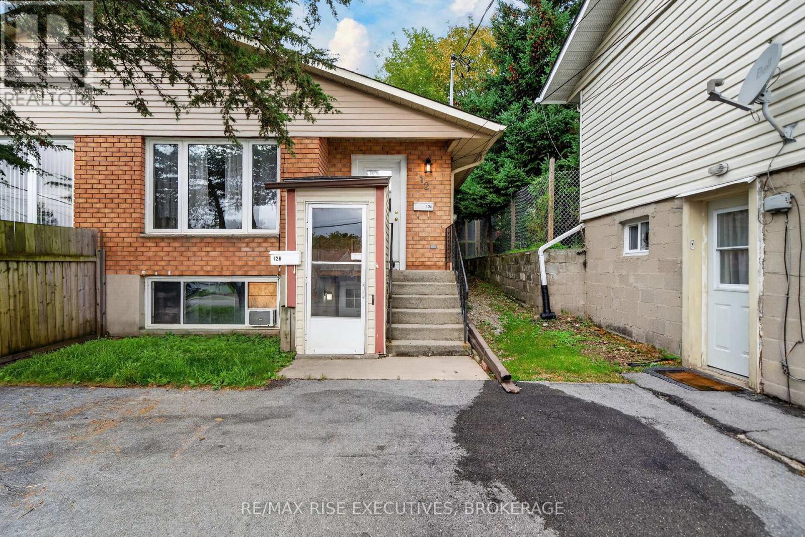 12 Shaw Street, Kingston, Ontario K7K 4Y4 - Photo 3 - X13830406