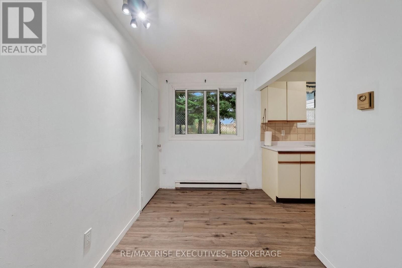 12 Shaw Street, Kingston, Ontario K7K 4Y4 - Photo 7 - X13830406