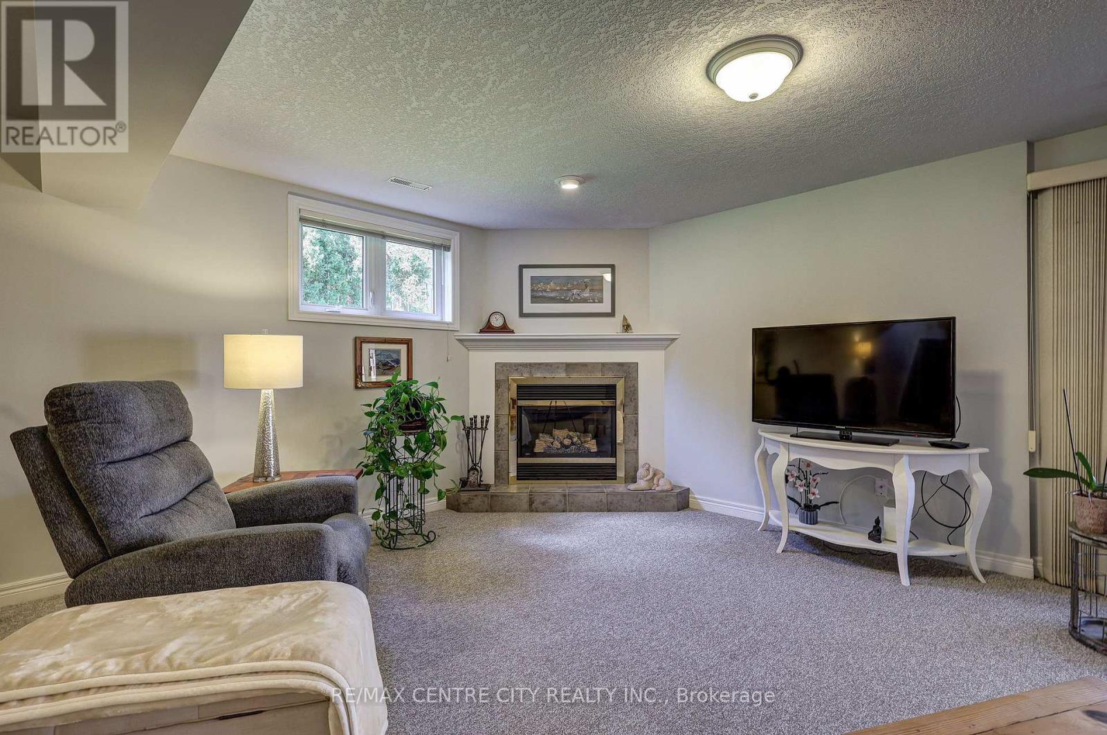 8 - 20 Windemere Place, St. Thomas, Ontario  N5R 6H6 - Photo 35 - X13830290