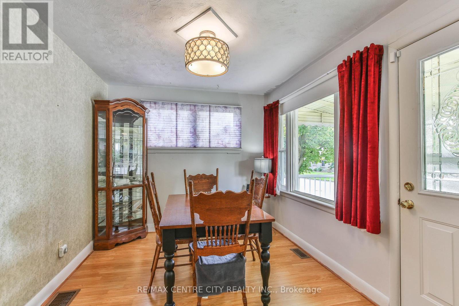 10 Concession Street E, Tillsonburg, Ontario  N4G 1N8 - Photo 14 - X13830340