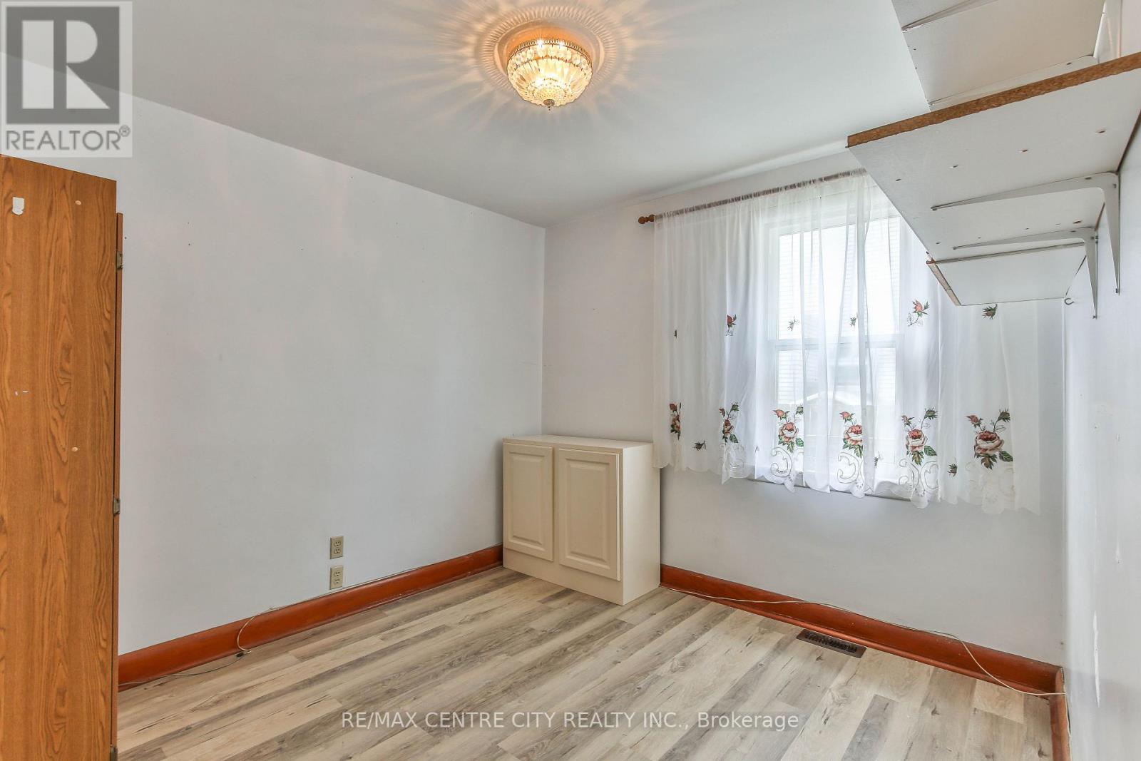 10 Concession Street E, Tillsonburg, Ontario  N4G 1N8 - Photo 19 - X13830340