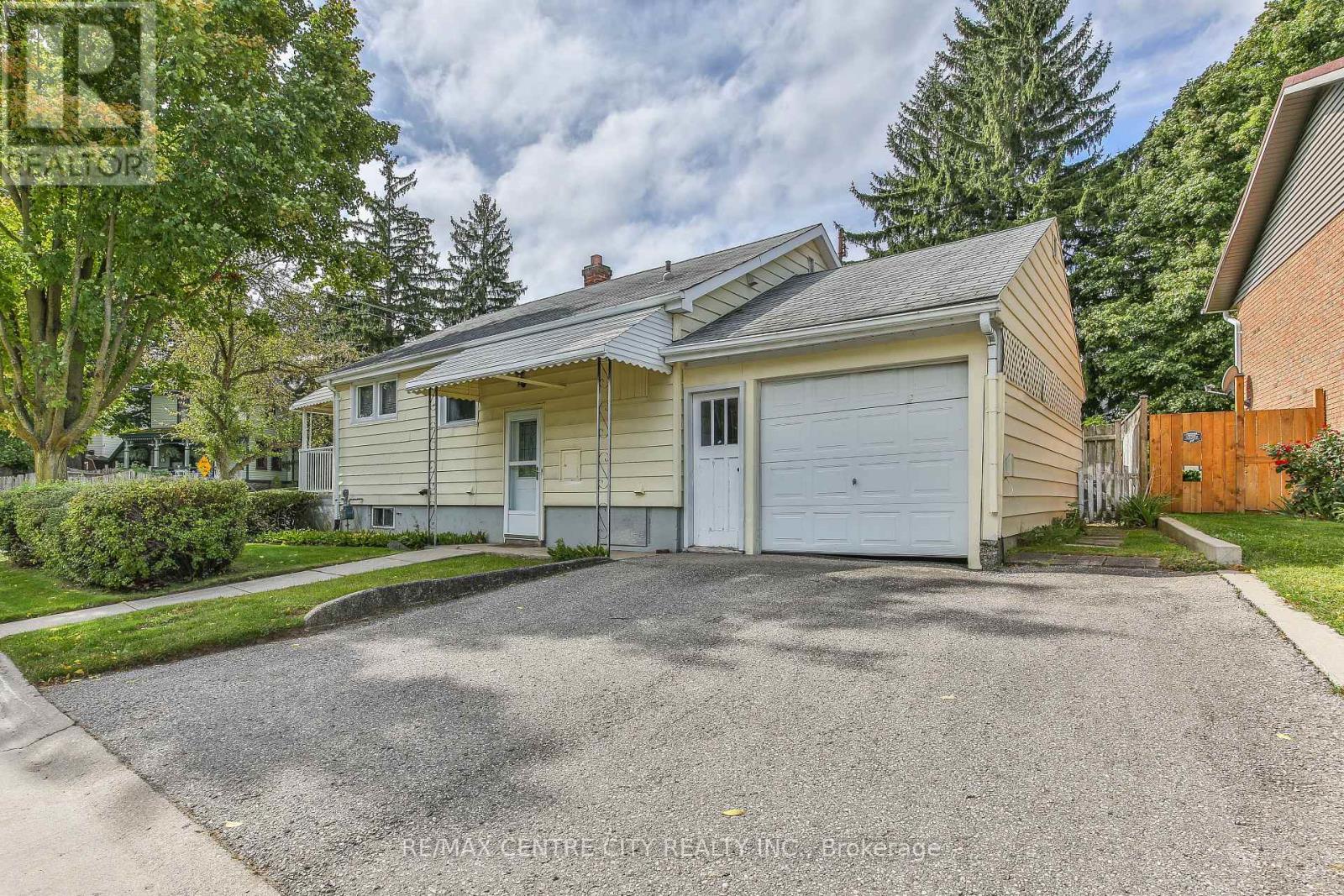 10 Concession Street E, Tillsonburg, Ontario  N4G 1N8 - Photo 5 - X13830340