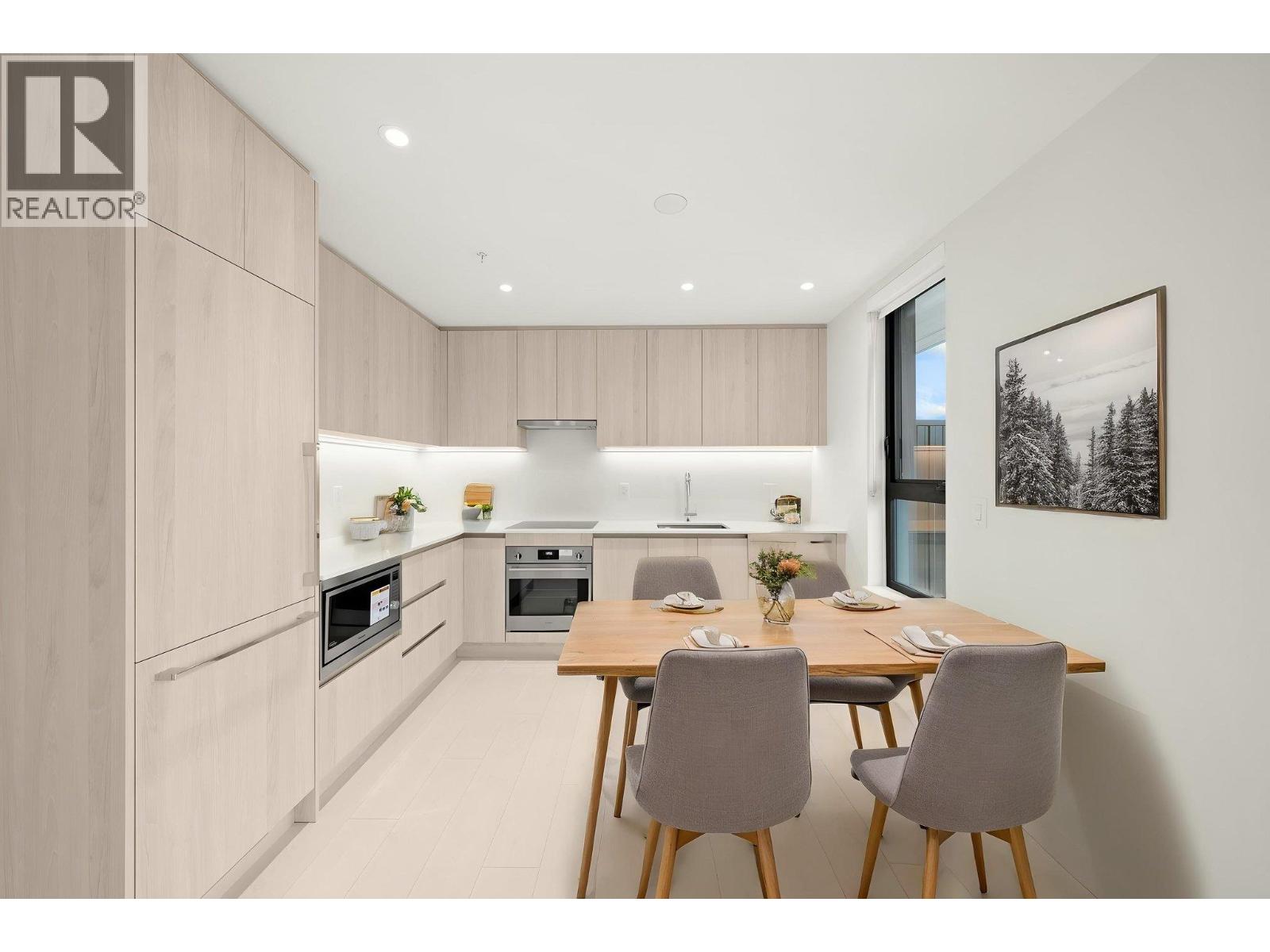 605 4928 Quebec Street, Vancouver, British Columbia  V5W 0G6 - Photo 1 - R3138729