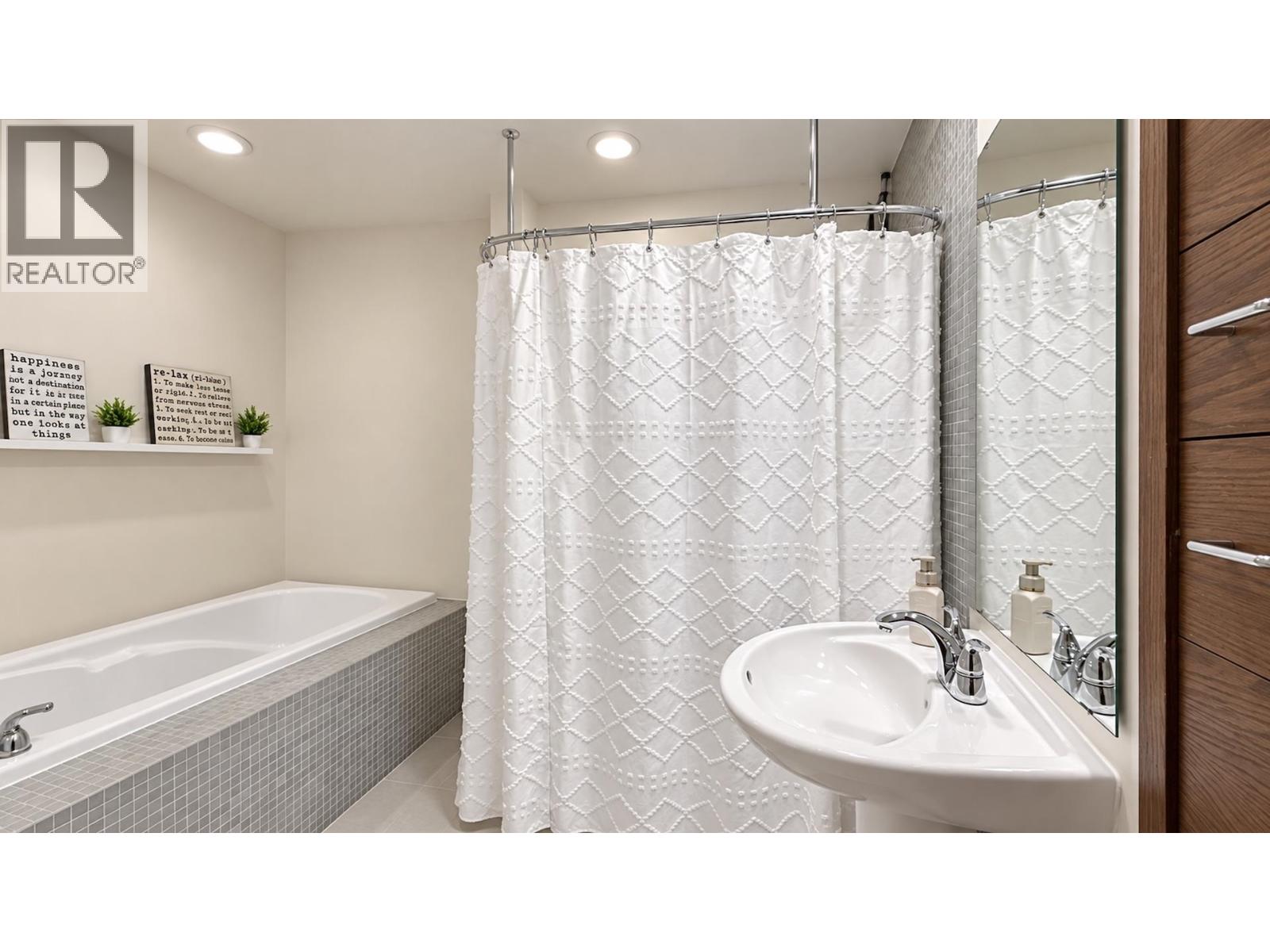 3352 Vincent Street, Port Coquitlam, British Columbia  V3B 5E1 - Photo 19 - R3169549