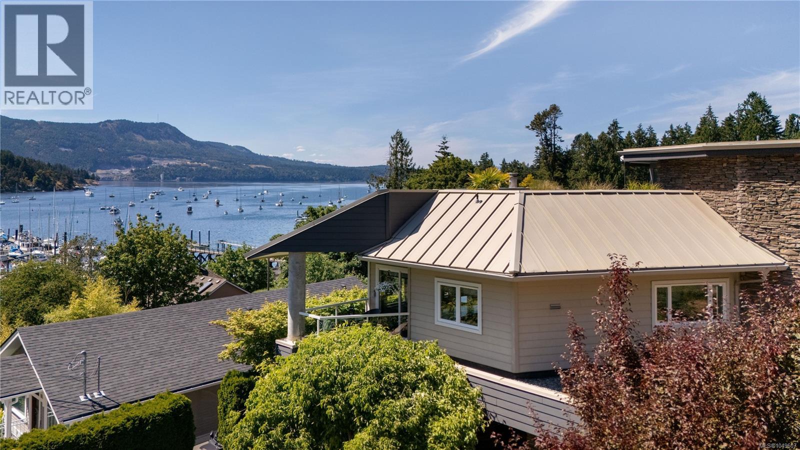916 Grilse Lane, Central Saanich, British Columbia V8M 1B5 - Photo 70 - 1049607