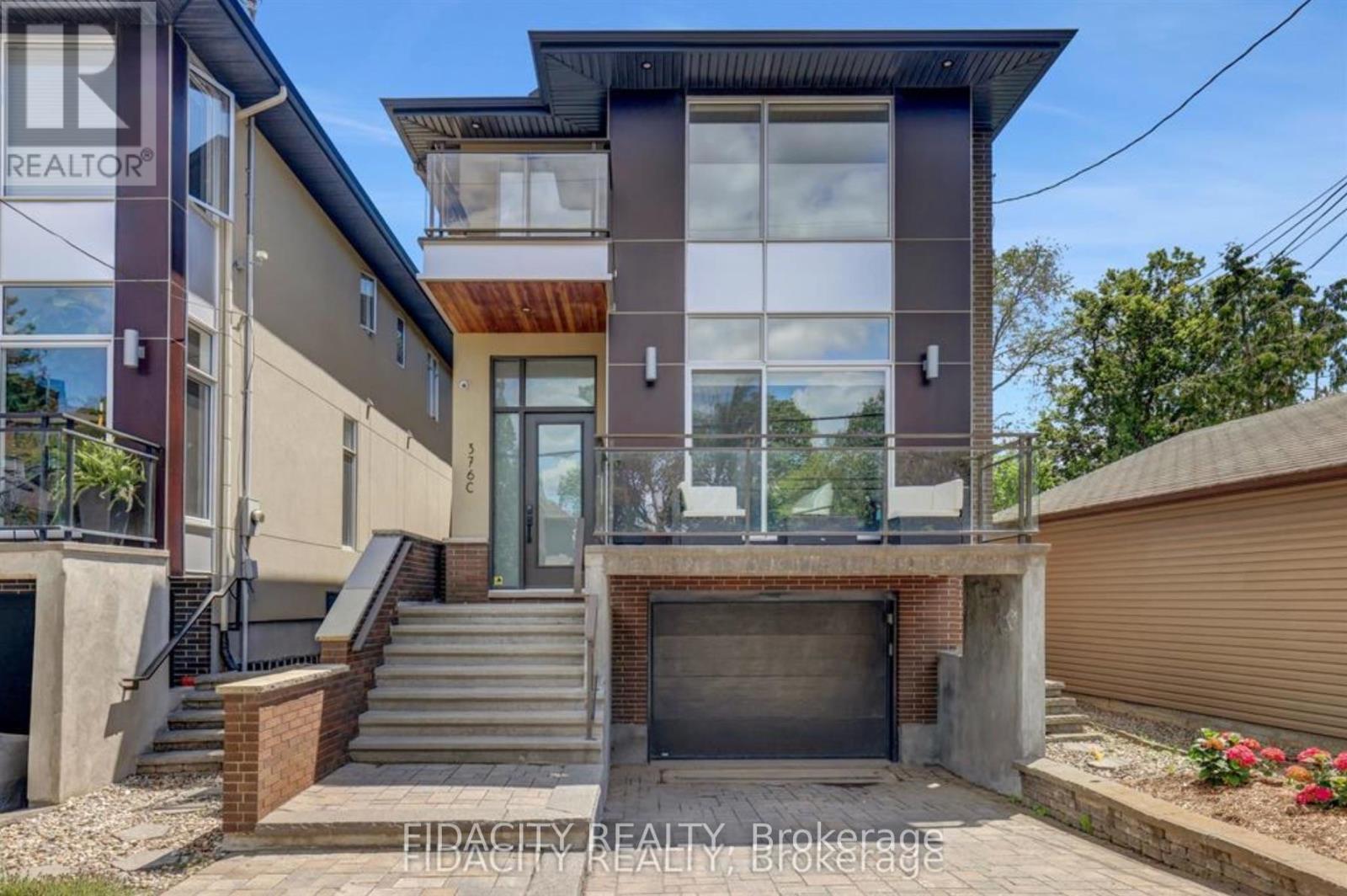 376c Wilmont Avenue, Ottawa, Ontario  K2A 0B1 - Photo 1 - X13830256