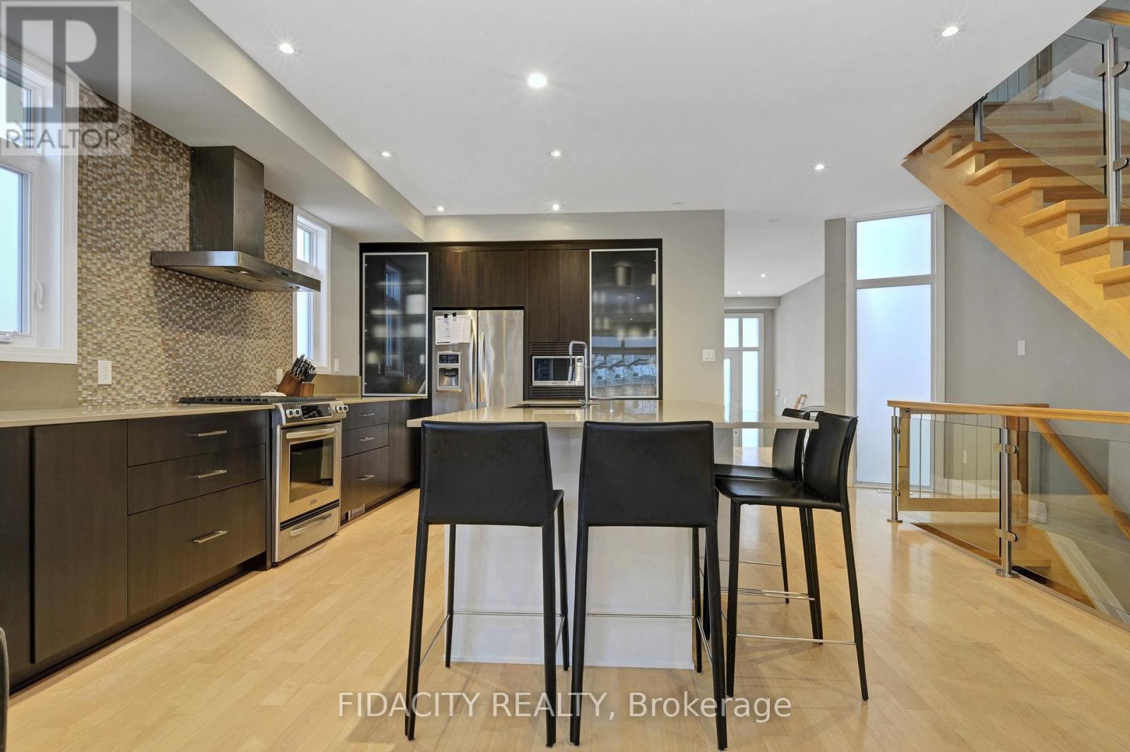 376c Wilmont Avenue, Ottawa, Ontario  K2A 0B1 - Photo 10 - X13830256