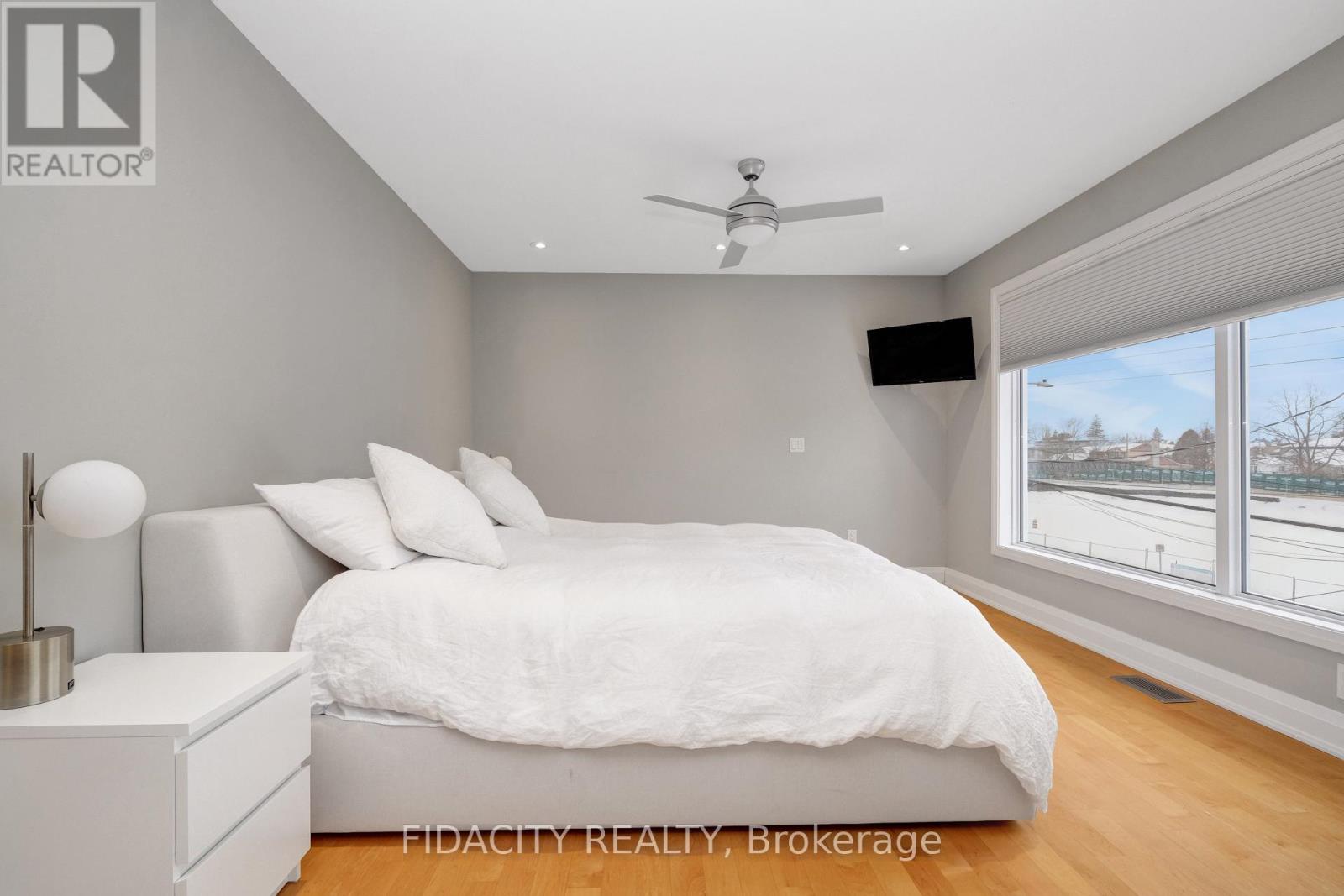 376c Wilmont Avenue, Ottawa, Ontario  K2A 0B1 - Photo 12 - X13830256