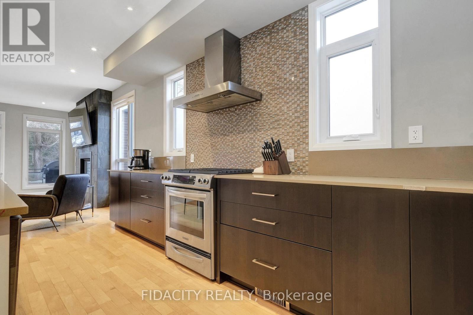 376c Wilmont Avenue, Ottawa, Ontario  K2A 0B1 - Photo 9 - X13830256