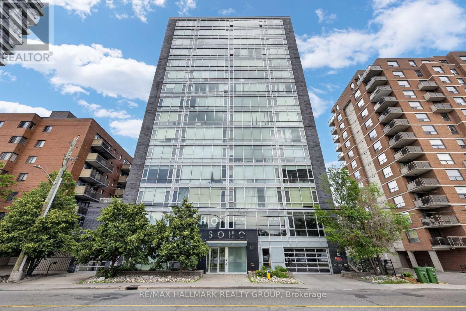 1001 - 201 Parkdale Avenue, Ottawa, Ontario  K1Y 1E8 - Photo 1 - X13830274