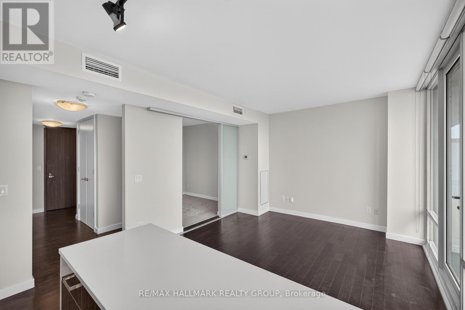 1001 - 201 Parkdale Avenue, Ottawa, Ontario  K1Y 1E8 - Photo 5 - X13830274