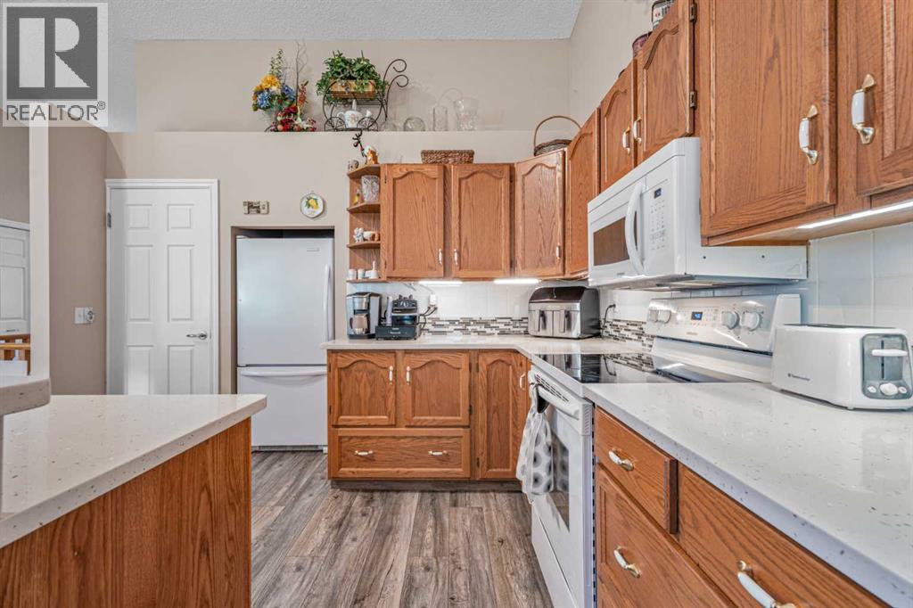 319 De Foras Close NW