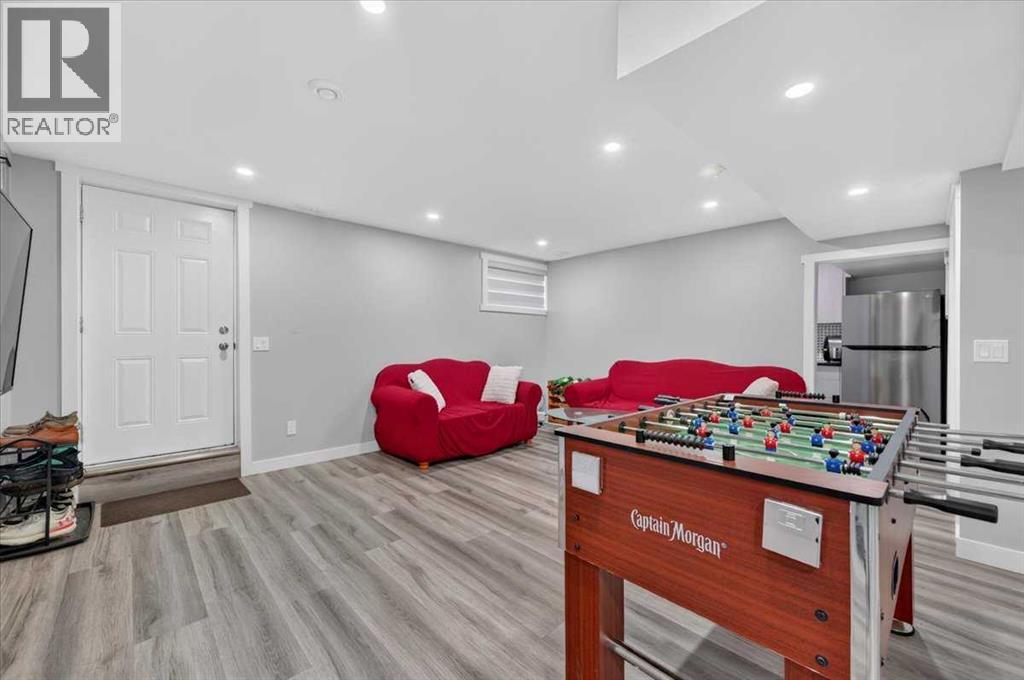 233 Aspenmere Circle, Chestermere, Alberta  T1X 0T6 - Photo 34 - A2347395