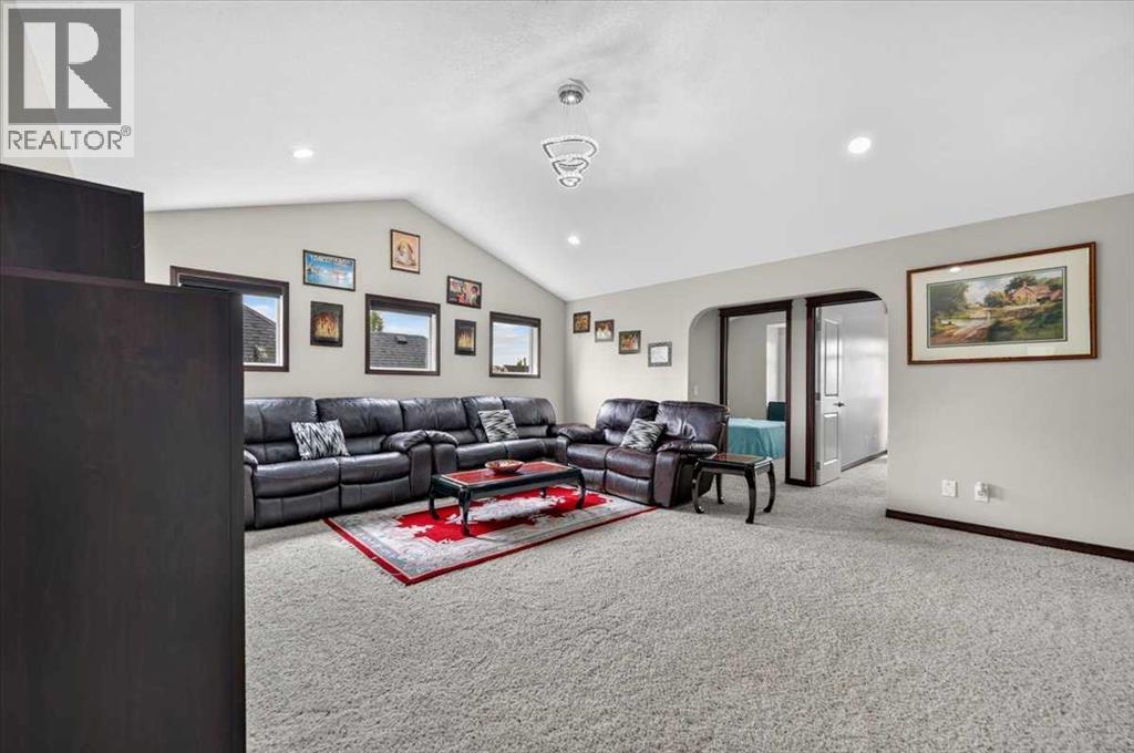 233 Aspenmere Circle, Chestermere, Alberta  T1X 0T6 - Photo 23 - A2347395