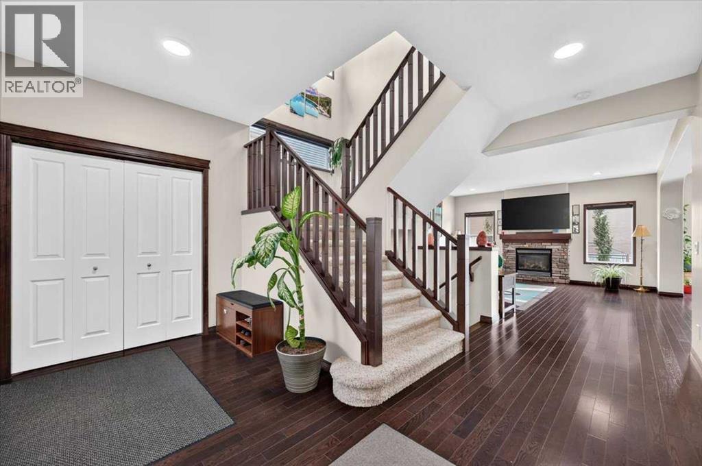 233 Aspenmere Circle, Chestermere, Alberta  T1X 0T6 - Photo 7 - A2347395