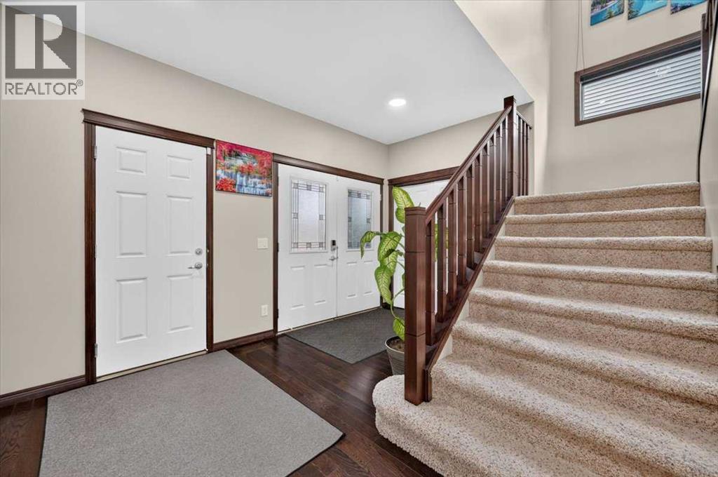 233 Aspenmere Circle, Chestermere, Alberta  T1X 0T6 - Photo 6 - A2347395