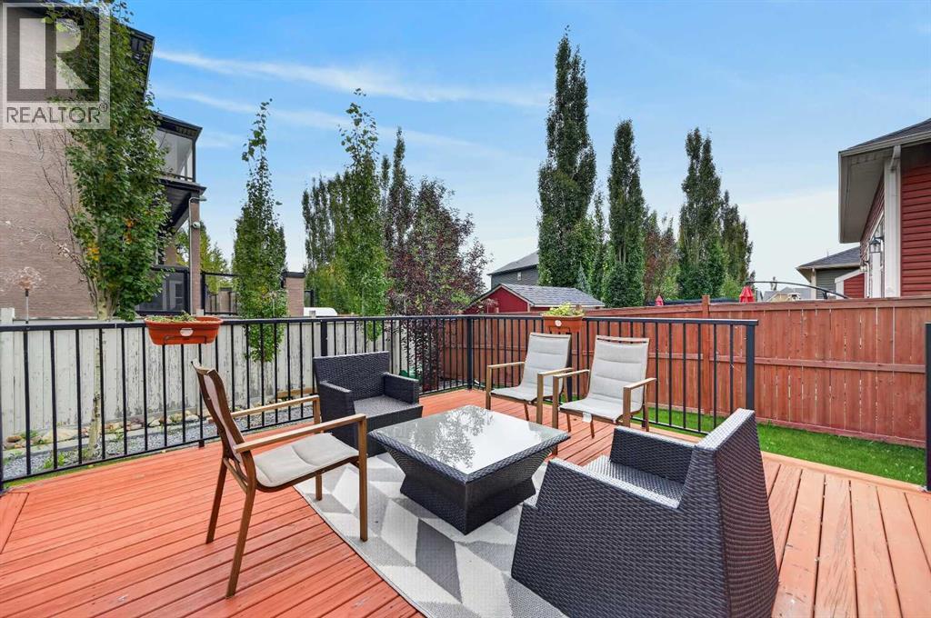 233 Aspenmere Circle, Chestermere, Alberta  T1X 0T6 - Photo 4 - A2347395