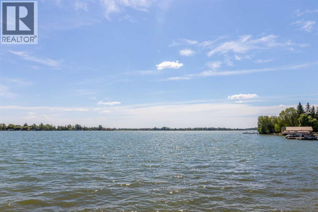233 Aspenmere Circle, Chestermere, Alberta  T1X 0T6 - Photo 49 - A2347395