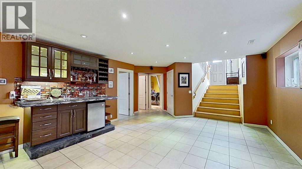 18 Tuscany Meadows Heights NW, Calgary, Alberta  T3L 2L2 - Photo 29 - A2347624