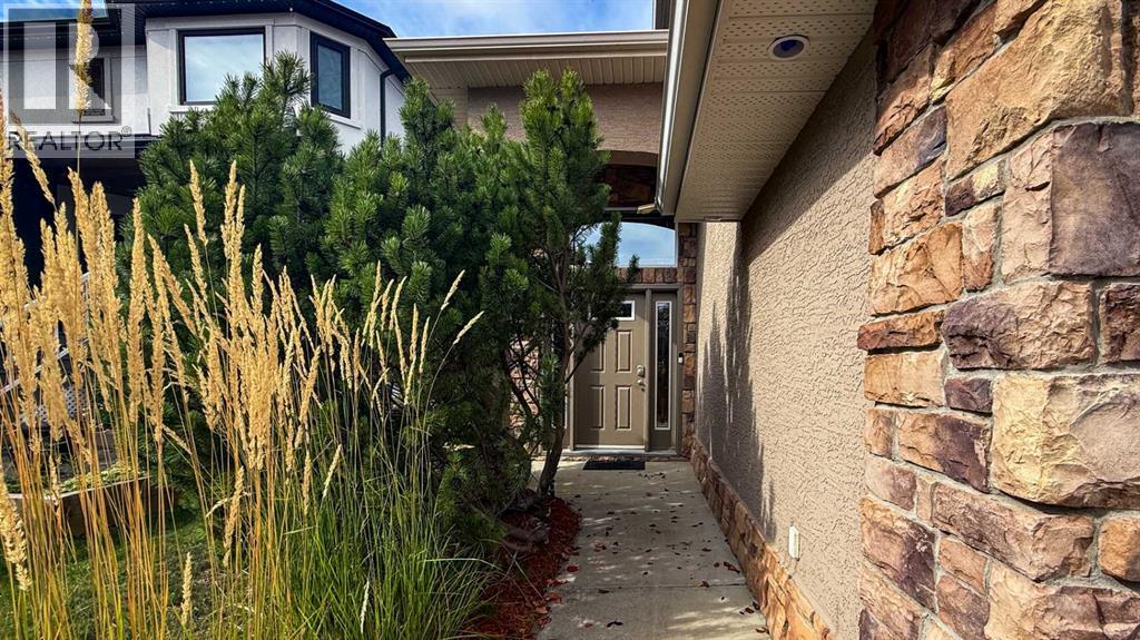 18 Tuscany Meadows Heights NW, Calgary, Alberta  T3L 2L2 - Photo 43 - A2347624